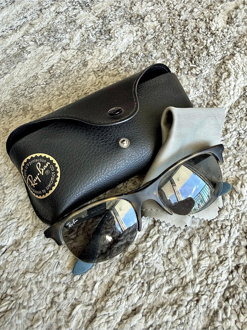 Ray-Ban Black & Gray Sunglasses NWT